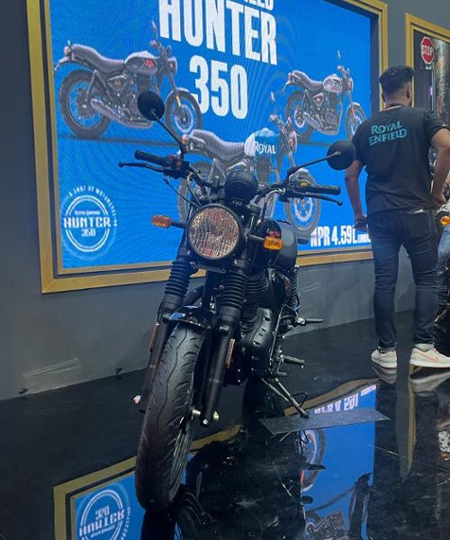 Royal Enfield launches the Hunter 350 at the 2023 NADA Auto Show
